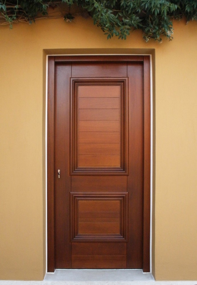 Νεοκλασική πόρτα εισόδου Κ103