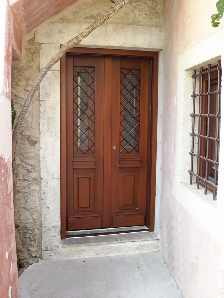 Neoclassical entrance door K105_2